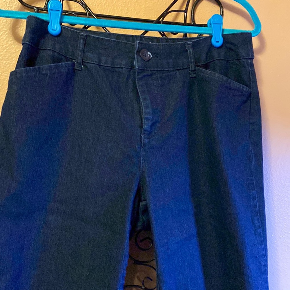 St John’s Bay blue jeans capri with pockets